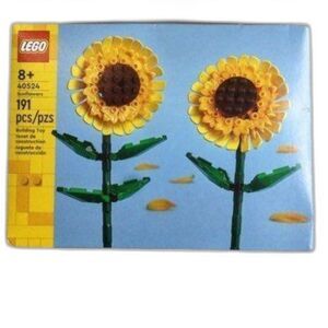 LEGO Sunflowers Building Set - New